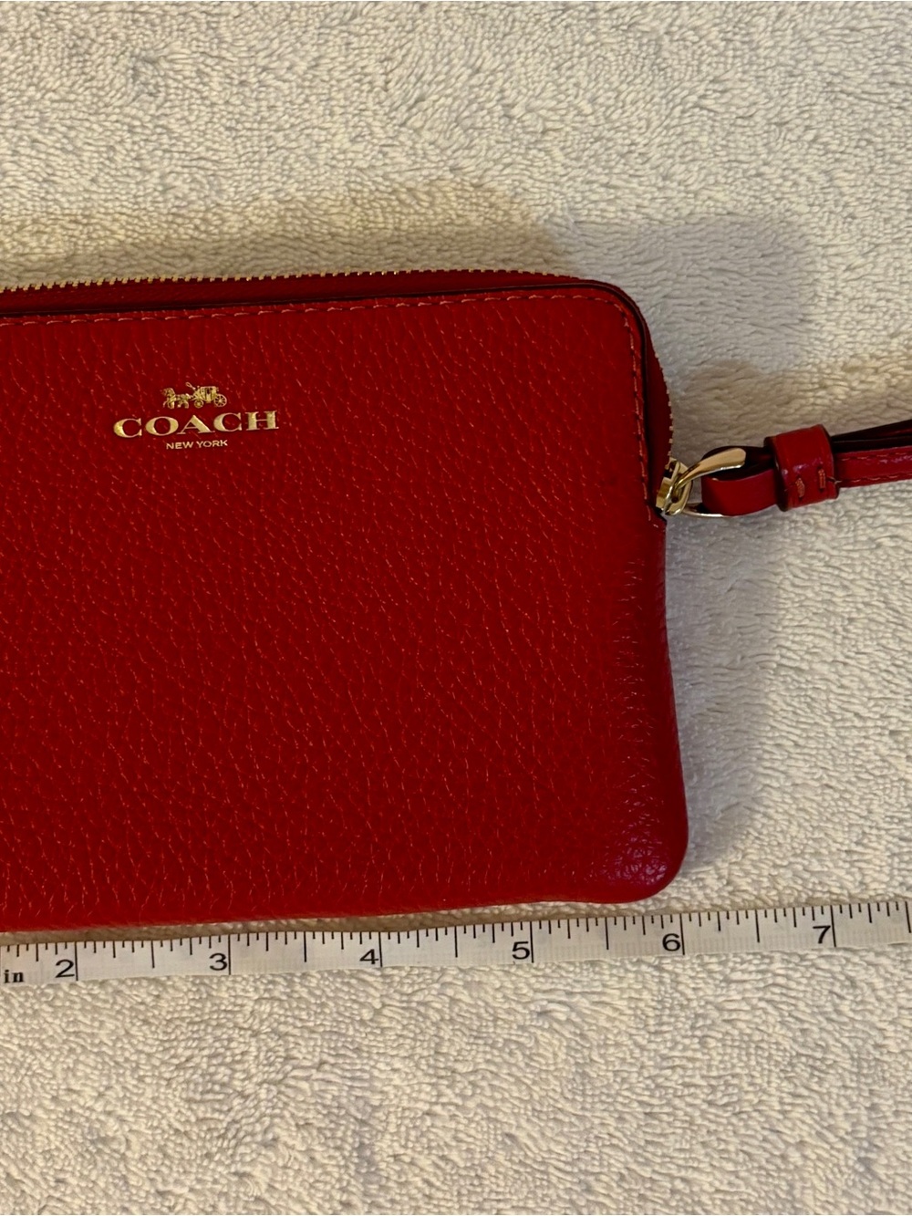 Coach Red Pebbled Leather Wrist Pouch with Gold Logo - Picture 3 of 5